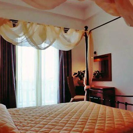 Chris Hotel Skála Dış mekan fotoğraf